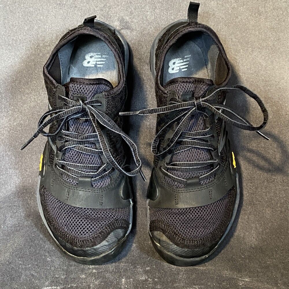 New Balance Minimus Vibram Barefoot Shoes Black Women's 9